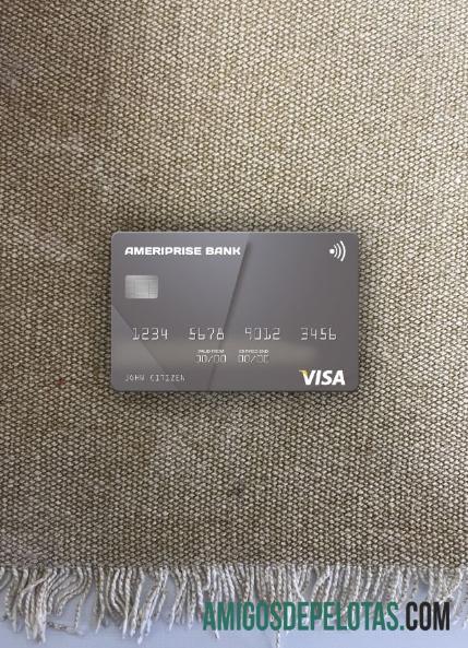 Cartão Visa do Banco Ameriprise dos EUA Photolook Front exemplo real